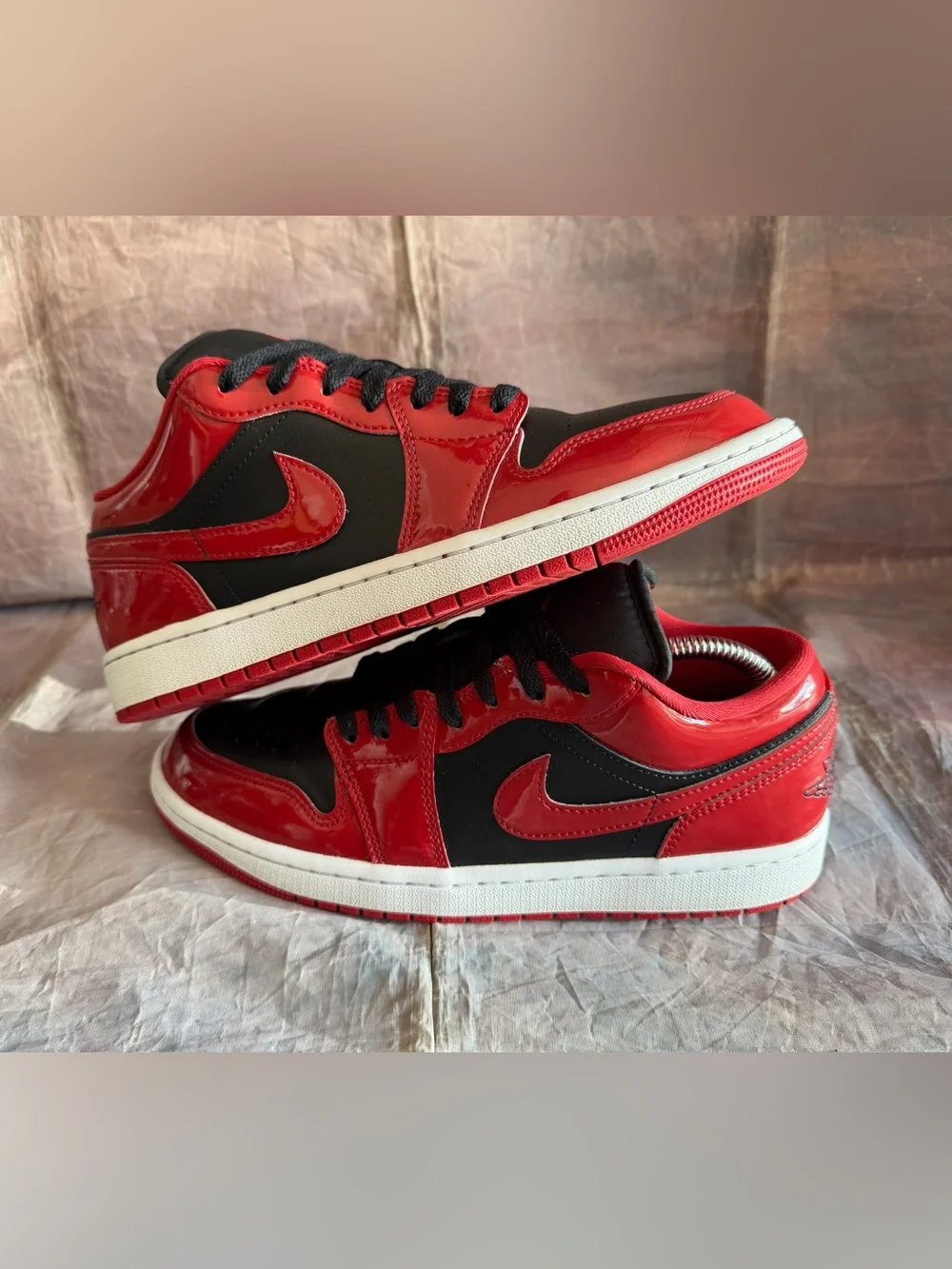 Nike Air Jordan 1 Low “Reverse Bred” men’s size 9